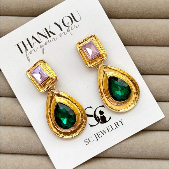 ZARA Style Emerald Green Lavender Crystal Statement Drop Earrings Gold Tone - Picture 3 of 4
